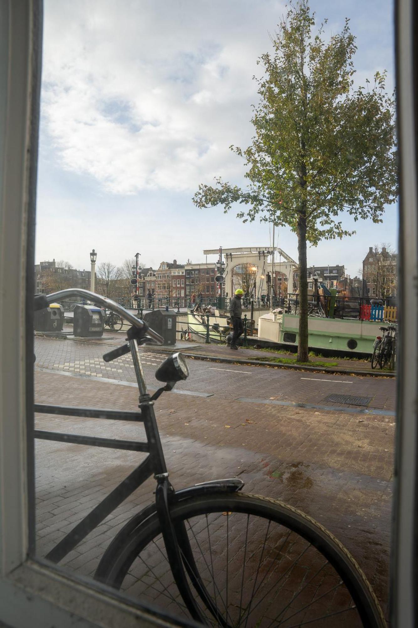Skinny Bridge Boutique Stay Amsterdam Exterior photo